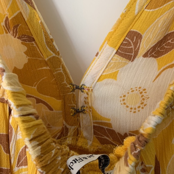 Abercrombie & Fitch Yellow Floral Maxi Dress - Picture 3 of 6
